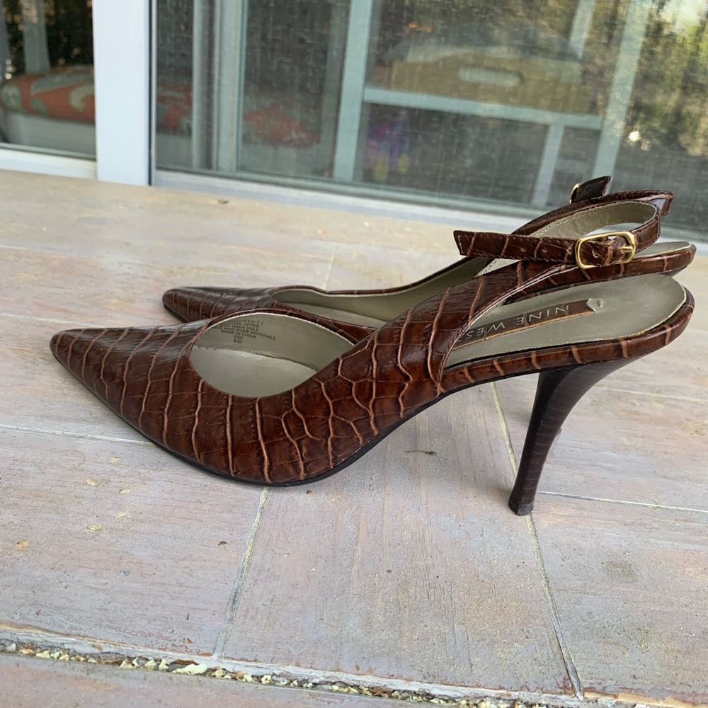 Nine West Brown Mock Croc-Embossed leather Strappy backless  Heels Size :8 - Picture 2 of 9